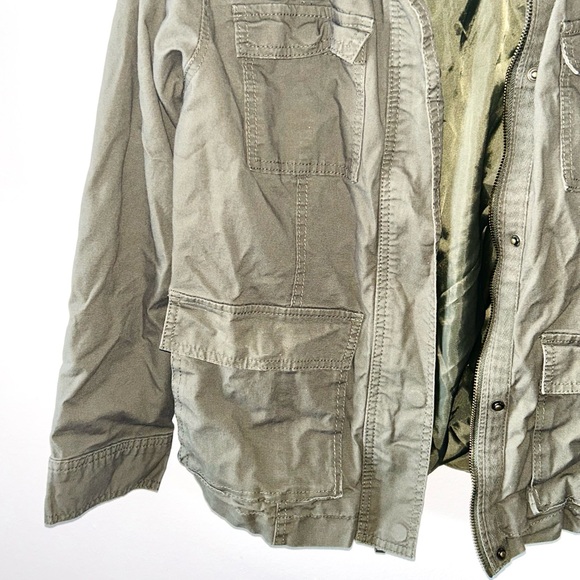 Universal Thread Green Cargo Jacket - Picture 5 of 6
